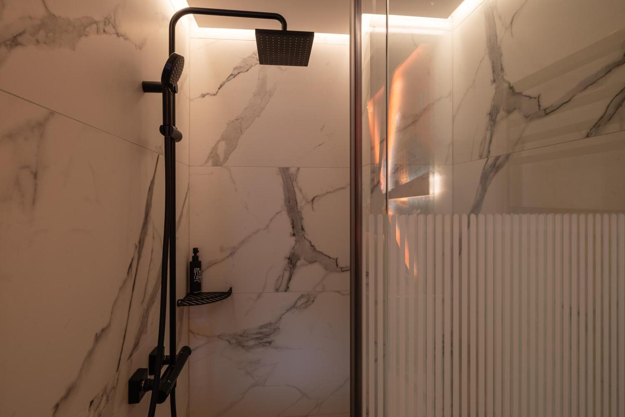 !Fest Hotel Rynok Square Lwów Zewnętrze zdjęcie